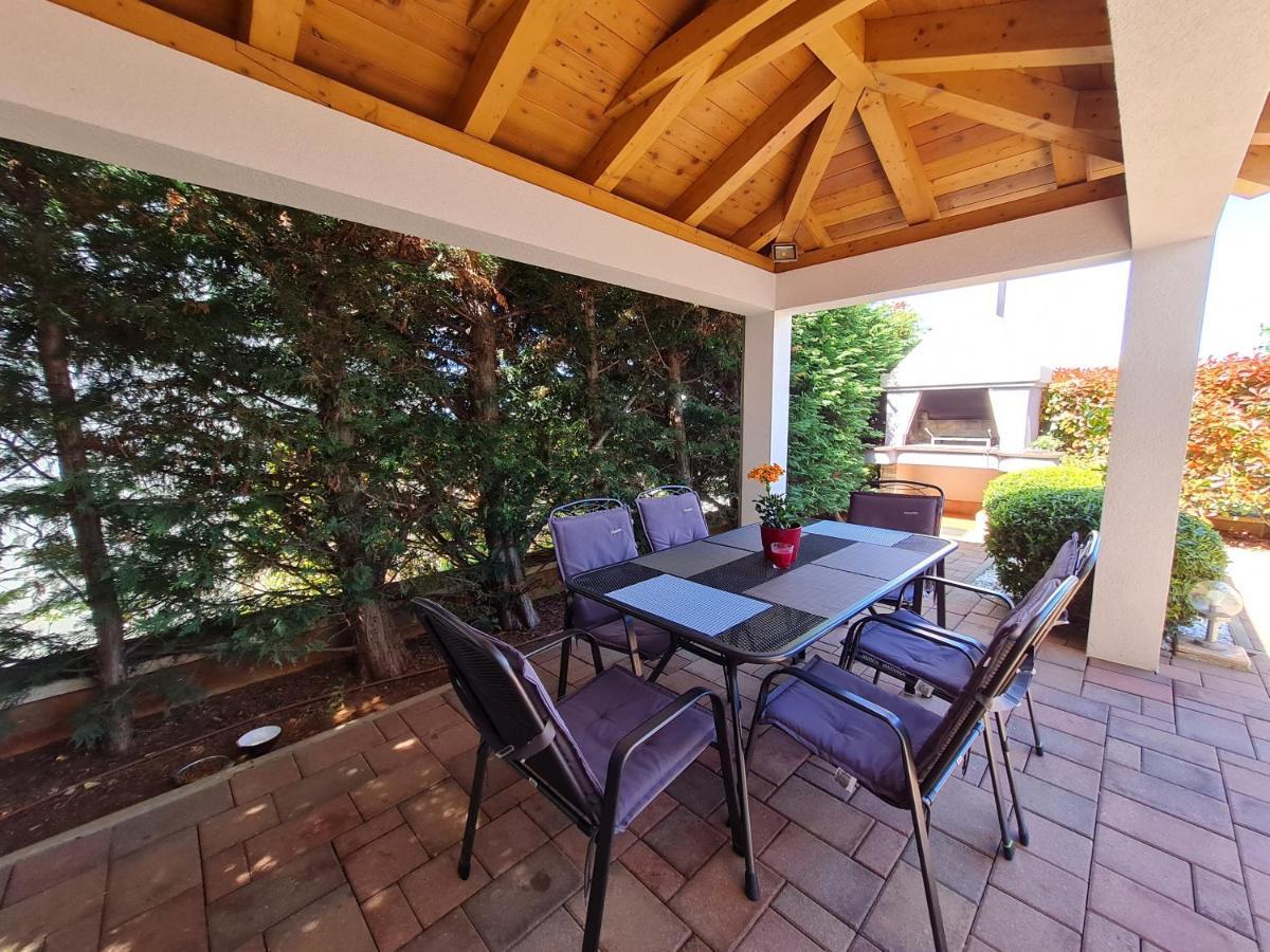 Holiday Home Drago Zadar Luaran gambar